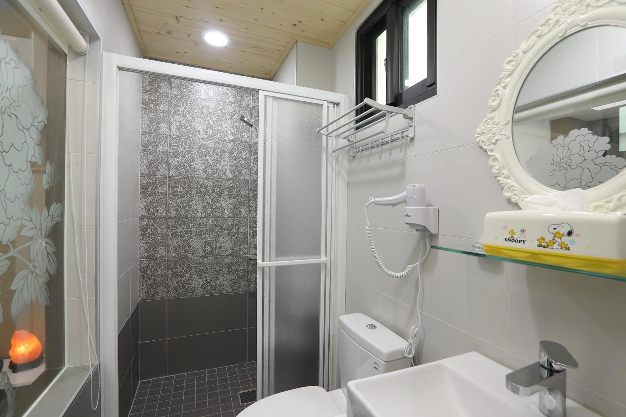 Bridge Bed And Breakfast Hualien City Room photo